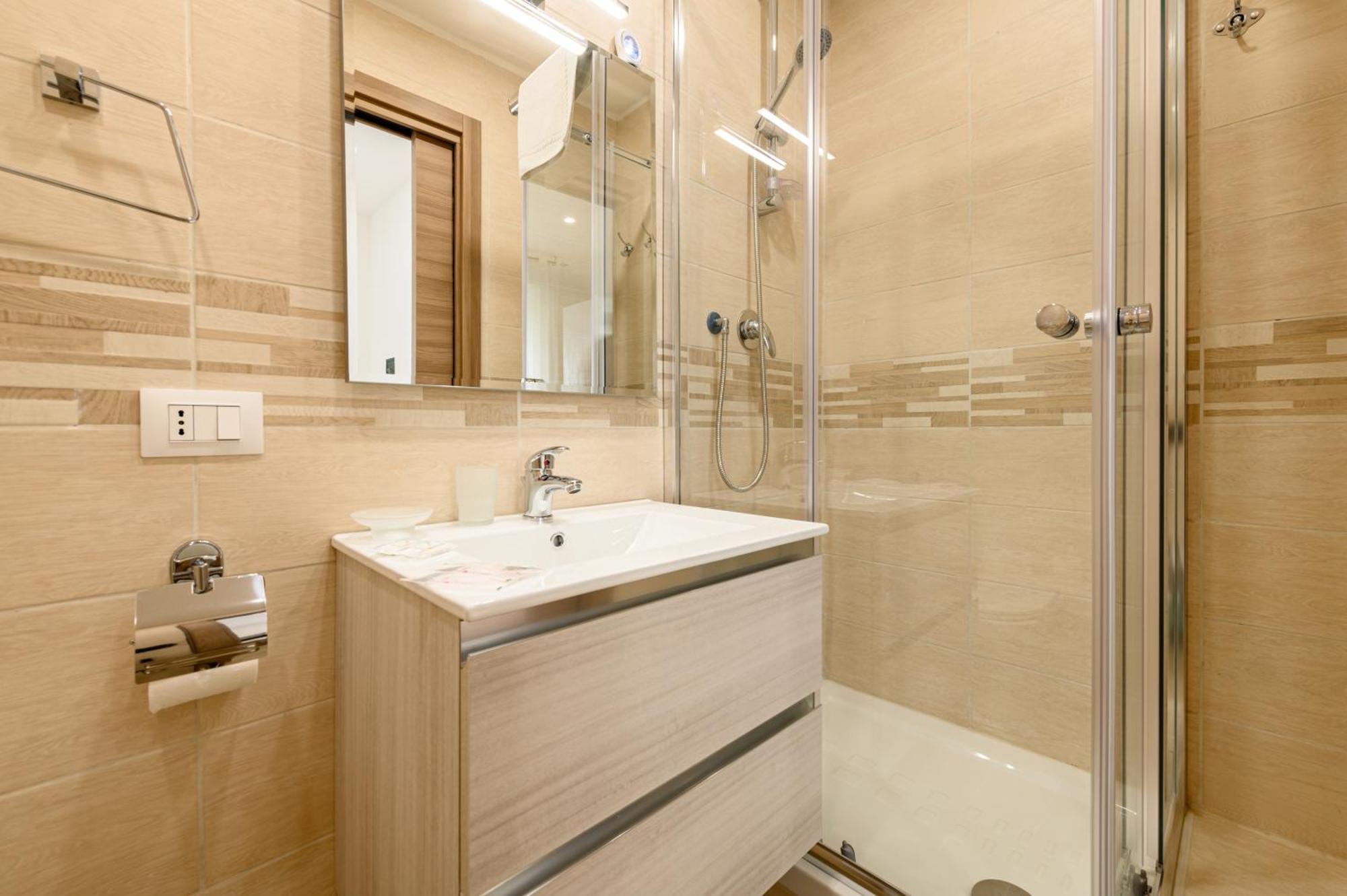Domus Romeo Apartment Naples Exterior photo